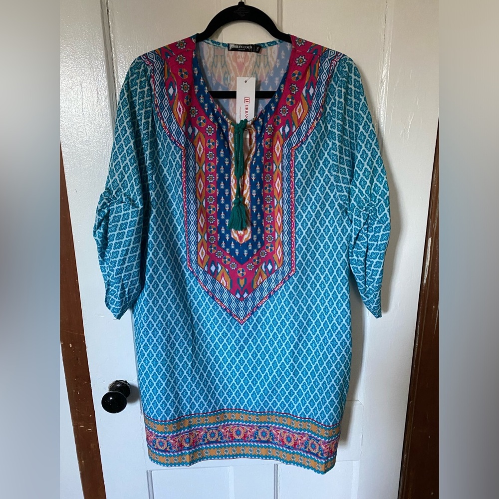 NWT!! Vibrant beach cover up
